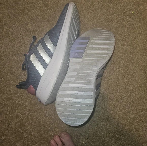 Adidas Cloud FoamNavy and Silver Sneakers Like New - Picture 3 of 6